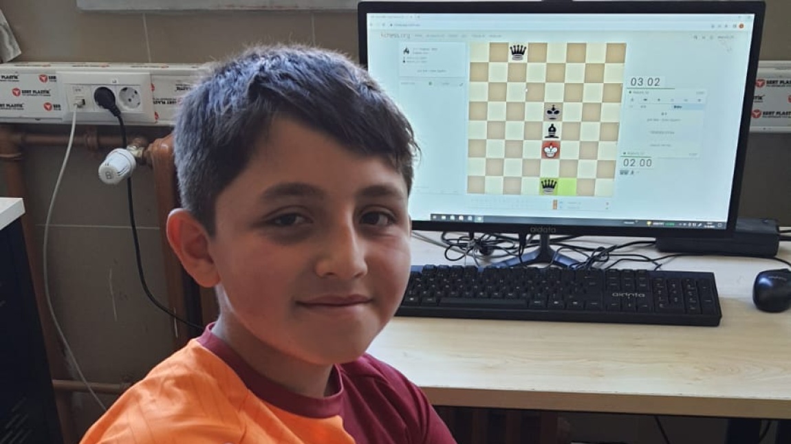Ekim Ayı Satranç Turnuvamızın Şampiyonu Kerem KIRAÇ Oldu